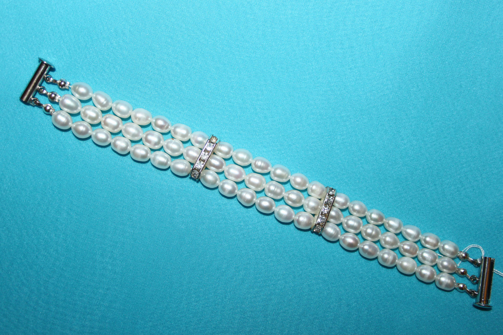 Жемчужный браслет: красота, романтика, изысканность